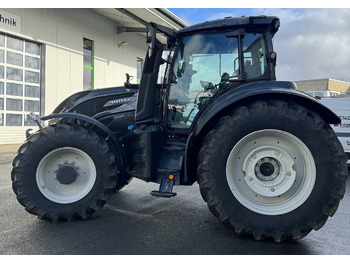 Traktor VALTRA T-series