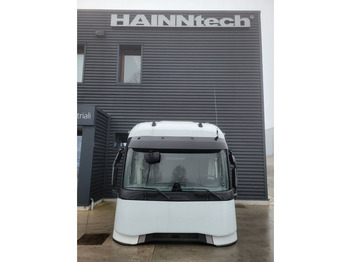 Kabina i unutrašnjost RENAULT T