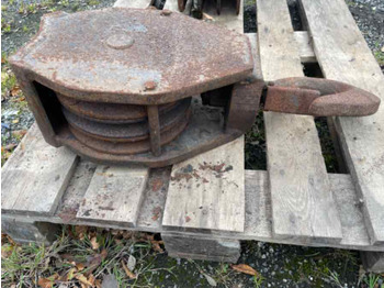 Priključak za Građevinski strojevi TRIPLE SHEAVE PULLEY BLOCK AND HOOK: slika Priključak za Građevinski strojevi TRIPLE SHEAVE PULLEY BLOCK AND HOOK