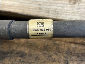 Kabeli/ Ožičenje za Kamion ZF EST CABEL 6029039060: slika Kabeli/ Ožičenje za Kamion ZF EST CABEL 6029039060 Kabeli/ Ožičenje za Kamion ZF EST CABEL 6029039060: slika Kabeli/ Ožičenje za Kamion ZF EST CABEL 6029039060