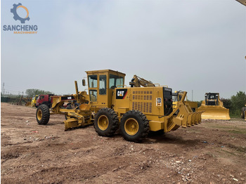 Grejder CATERPILLAR 140G