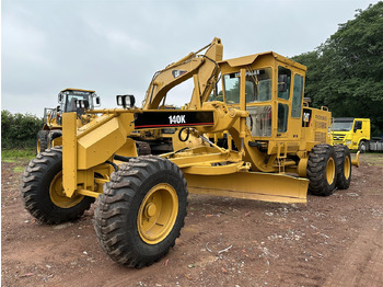 Grejder CATERPILLAR 140K