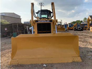 Buldožer CATERPILLAR D6G: slika Buldožer CATERPILLAR D6G