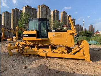 Buldožer CATERPILLAR D6G: slika Buldožer CATERPILLAR D6G