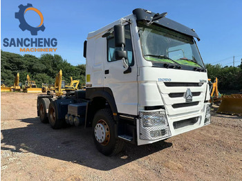 Tegljač SINOTRUK HOWO