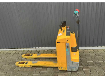 Paletni viličar Jungheinrich EJE114: slika Paletni viličar Jungheinrich EJE114 Paletni viličar Jungheinrich EJE114: slika Paletni viličar Jungheinrich EJE114