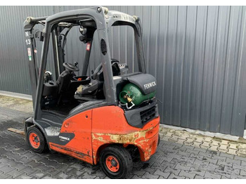 Plinski viličar Linde H14T-01: slika Plinski viličar Linde H14T-01 Plinski viličar Linde H14T-01: slika Plinski viličar Linde H14T-01