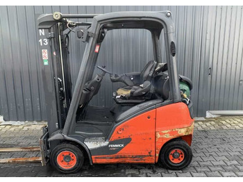 Plinski viličar Linde H14T-01: slika Plinski viličar Linde H14T-01 Plinski viličar Linde H14T-01: slika Plinski viličar Linde H14T-01