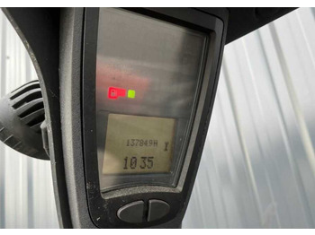 Plinski viličar Linde H20T-02/600: slika Plinski viličar Linde H20T-02/600