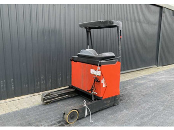 Regalni viličar LINDE R14