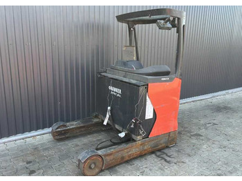 Regalni viličar LINDE R16
