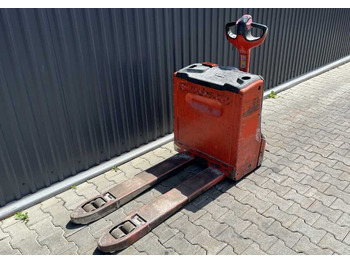 Paletni viličar LINDE T16