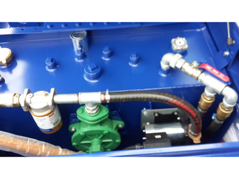 Novi Prikolica plato/ Otvoreni sanduk Brandstof aanhanger: slika Novi Prikolica plato/ Otvoreni sanduk Brandstof aanhanger