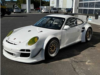 Automobil Porsche 997 GT2 RSR Rennwagen: slika Automobil Porsche 997 GT2 RSR Rennwagen