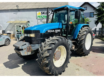Traktor NEW HOLLAND 8360