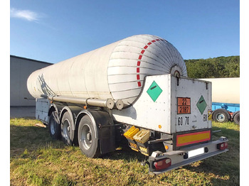 Poluprikolica cisterna ROBINE Gas tank semi-trailer used for CO2, Carbon dioxide: slika Poluprikolica cisterna ROBINE Gas tank semi-trailer used for CO2, Carbon dioxide