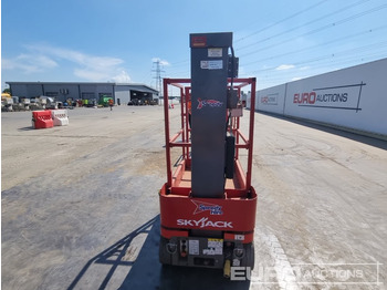 Podizna platforma 2014 SkyJack SJ12: slika Podizna platforma 2014 SkyJack SJ12