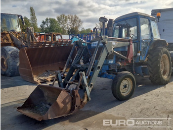 Traktor FORD