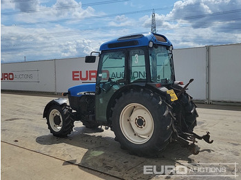 Traktor New Holland TN95F: slika Traktor New Holland TN95F