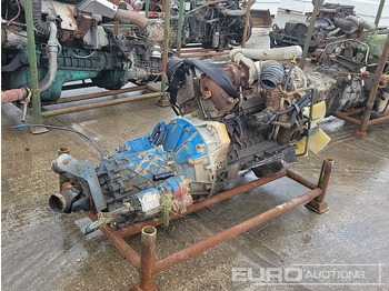 Motor Renault 4 Cylinder Engine, Gearbox: slika Motor Renault 4 Cylinder Engine, Gearbox
