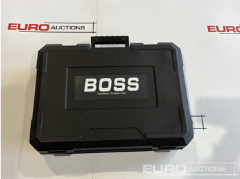Oprema za radionice Unused Boss 21 Volt Lithium Battery Cordless Grease Gun, 2 Batteries, Case, Shoulder Strap, Extension Pieces & Fittings: slika Oprema za radionice Unused Boss 21 Volt Lithium Battery Cordless Grease Gun, 2 Batteries, Case, Shoulder Strap, Extension Pieces & Fittings