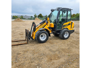 Utovarivač na kotačima SCHAEFF