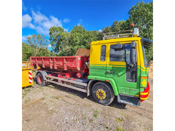 Kamion s kabelskim sustavom Volvo FL612: slika Kamion s kabelskim sustavom Volvo FL612