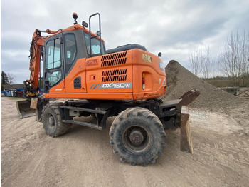 Bager na kotačima Doosan DX 160W-3: slika Bager na kotačima Doosan DX 160W-3