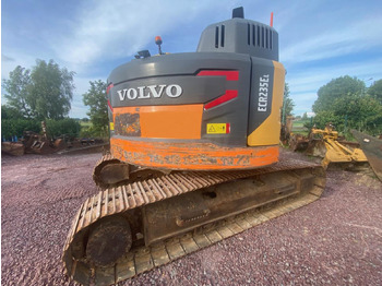 Bager gusjeničar Volvo ECR 235EL: slika Bager gusjeničar Volvo ECR 235EL