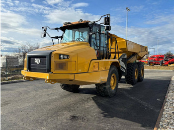 Zglobni istovarivač CATERPILLAR 730