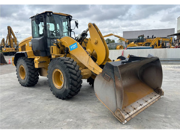 Utovarivač na kotačima CATERPILLAR 930M