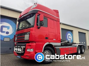 Kamion s kukastom dizalicom DAF XF 105 460