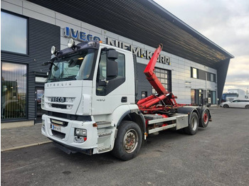 Kamion s kukastom dizalicom IVECO Stralis