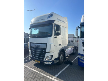 Tegljač DAF XF 460