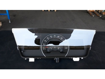 Ploča s instrumentima VOLVO