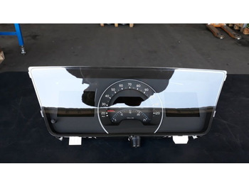 Ploča s instrumentima VOLVO