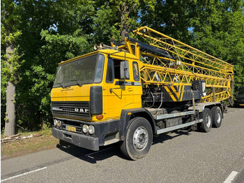 Kamion s kranom DAF