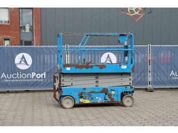 Škarasta podizna platforma GENIE