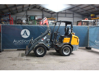 Utovarivač na kotačima GIANT