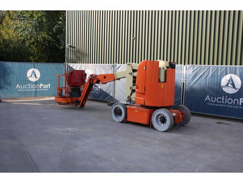 Zglobni krak JLG E300AJP: slika Zglobni krak JLG E300AJP Zglobni krak JLG E300AJP: slika Zglobni krak JLG E300AJP
