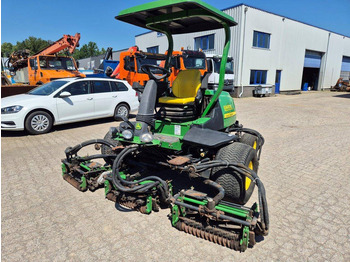 Vrtna kosilica John Deere 8700 PC FM: slika Vrtna kosilica John Deere 8700 PC FM Vrtna kosilica John Deere 8700 PC FM: slika Vrtna kosilica John Deere 8700 PC FM