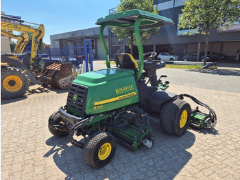 Vrtna kosilica John Deere 8700 PC FM: slika Vrtna kosilica John Deere 8700 PC FM Vrtna kosilica John Deere 8700 PC FM: slika Vrtna kosilica John Deere 8700 PC FM