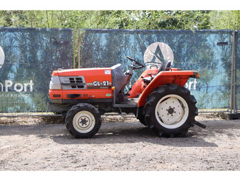 Traktor KUBOTA
