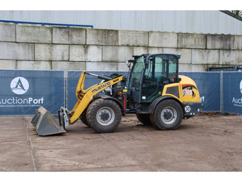 Utovarivač na kotačima MUSTANG