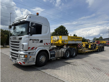 Poluprikolica s niskim utovarivačem GOLDHOFER