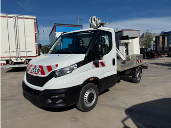 Podizna platforma montirana na kamion IVECO Daily 35s14