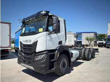 Kamion-šasija IVECO X-WAY