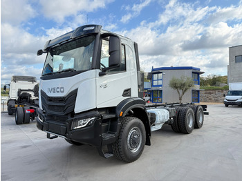 Kamion-šasija IVECO X-WAY