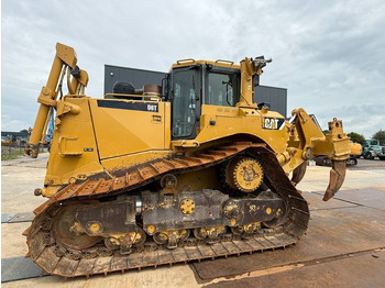 Buldožer CATERPILLAR D8T