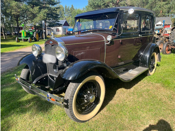 Automobil FORD